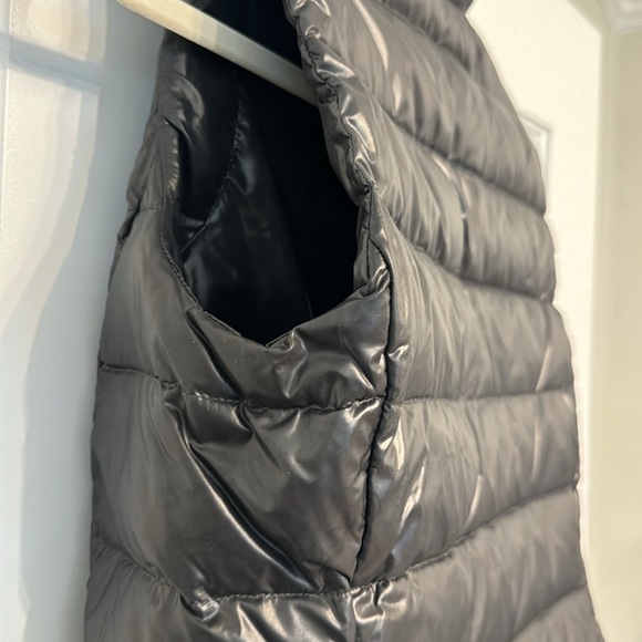 Moncler  - Women’s Liane Down Vest - Picture 9 of 11